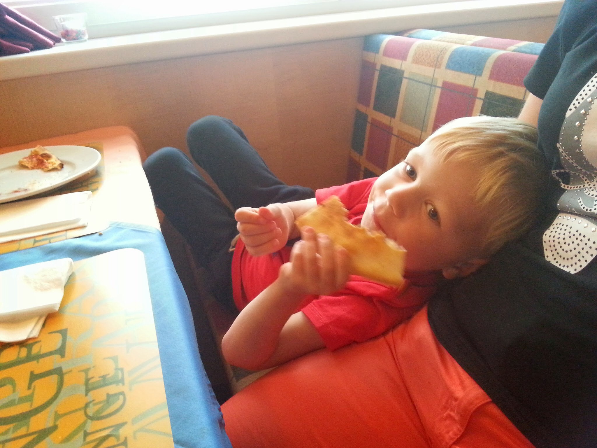 Mmmmmmmm pizza